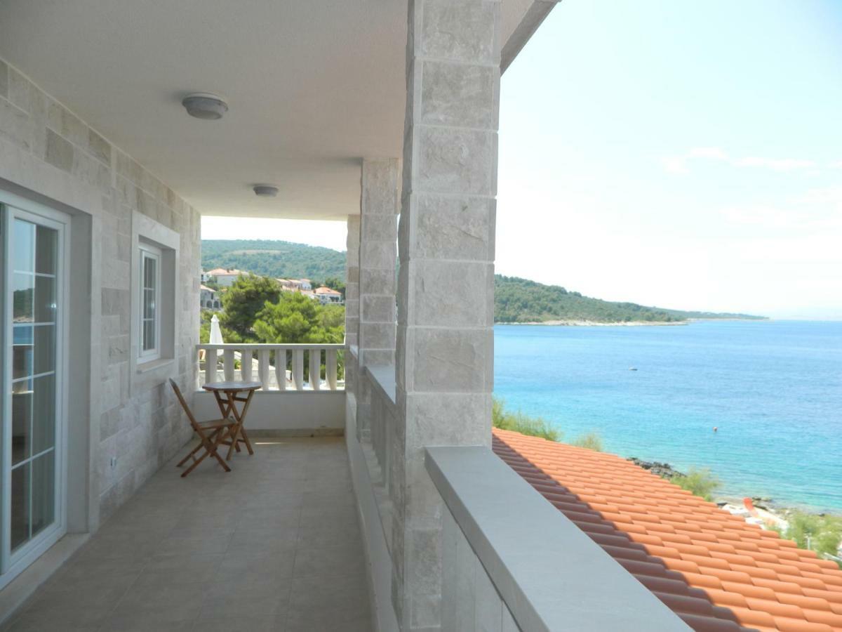 Schoenes Ferienhaus Direkt Am Meer Stomorska Εξωτερικό φωτογραφία
